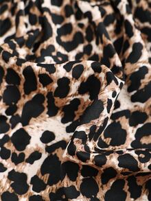 SHEIN Vestido casual para niña con cuello cuadrado, volantes en el bajo y estampado de leopardo tejido - Multicolor - Ver 4