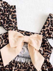 SHEIN Vestido casual para niña con cuello cuadrado, volantes en el bajo y estampado de leopardo tejido - Multicolor - Ver 5