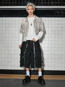 ROMWE MEN Street Life 男士解構毛邊口袋休閒牛仔短褲 - 黑色 - 查看 3