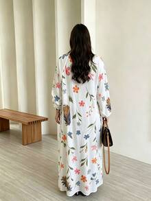 Yasmyna 女款端莊開襟復古花卉印花長袍套裝，寬袖長袍附配套希賈布 - 白色 - 查看 3