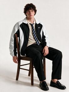 Limitiso 男士印花运动夹克，适合日常穿着、户外活动、健身、休闲、上学、聚会、音乐节等场合。可作为礼物送给朋友或男友。男士立领拉链夹克，拼接夹克，赛车夹克。 - 黑與白 - 查看 6