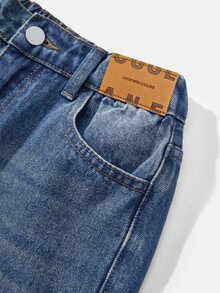 SHEIN Casuvi Kids 青少年女孩牛仔褲 Y2K復古寬鬆版型，腰部皮革貼布個性化設計，寬腿牛仔長褲，彈性腰頭舒適休閒，適合秋季返校穿搭 - 中等水洗藍 - 查看 4
