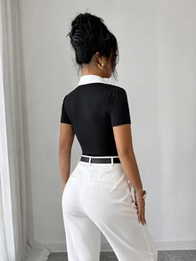 Elenzga Bodysuit Wanita Model Patchwork Warna Blok dengan Kerah Kemeja dan Potongan Pas Badan - Hitam - View 2