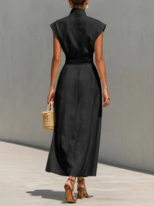 Trelyra Solid Batwing Sleeve Dress - Black - View 2