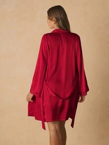 HautHeat 蕾丝边吊带连衣裙和系带睡袍套装，秋冬舒适优雅服饰 - 酒紅色 - 查看 2