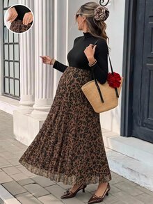 SHEIN Maternity Solid Color Long Sleeve Top And Adjustable Waist Leopard Print Skirt Casual Daily 2-Piece Set - Multicolor - View 2