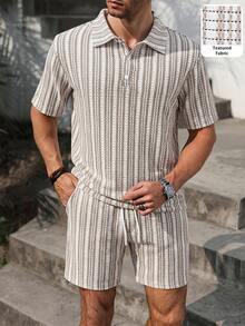 VENTUSAIL 男士提花對比色鈕扣半開襟 Polo 衫與抽繩腰短褲套裝，街頭休閒風 - 卡其色 - 查看 1