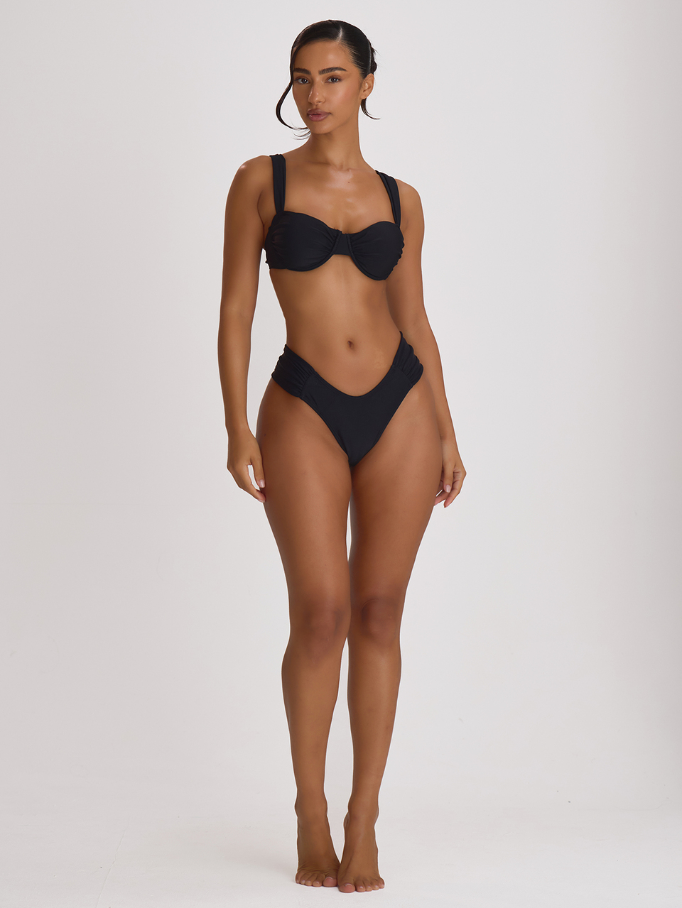 Black Underwire Thick Shoulder Ruched Cup Bikini Top