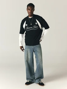 SUMWON Camiseta de equipo oversized con bloques de color, estampado de letra cursiva y gráfico del número 26, cuello redondo y manga corta - Negro - Ver 3