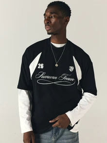 SUMWON Camiseta de equipo oversized con bloques de color, estampado de letra cursiva y gráfico del número 26, cuello redondo y manga corta - Negro - Ver 1