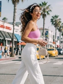 SHEIN Sports Bra Camisole Tanpa Lengan dengan Elastisitas Tinggi untuk Olahraga, Kebugaran, dan Yoga - Berwarna merah muda - View 3