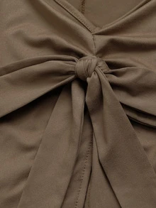 GlowEve Setelan 2 Potong Elegan untuk Wanita: Kaos Lengan Panjang dengan Simpul Depan dan Rok Ekor Ikan - Khaki - View 5
