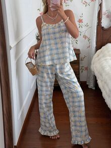 CottageSlumber Ditsy Blumen-Karo-Muster Rüschen-Saum Camisole Top & Hose Pyjama Set - Blau-Weiß - Übersicht 3
