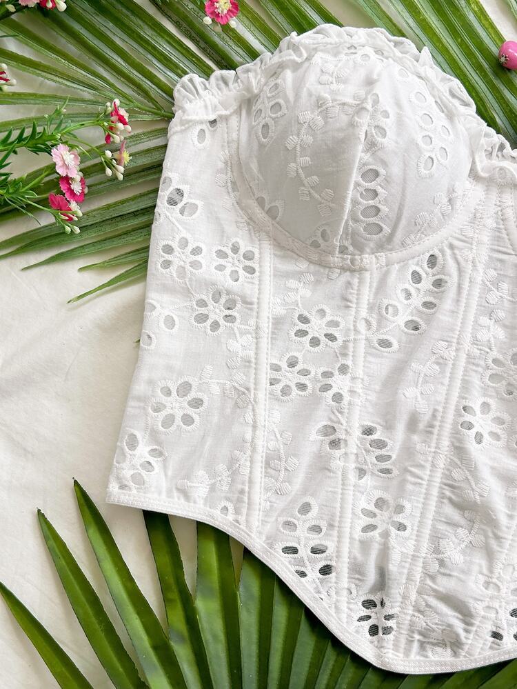 Soleia Women's Spring/Summer Romantic Vacation Top With Daisy Embroidery, Textured Print And 3D Floral Decor, Casual For Dating, Valentine's Day, Afternoon Tea, Beach, Cruise, Road Trip, City Vacation, Music Festival, Party, Bohemian Style - White - View 5