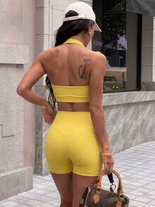 Gameset SHEIN Sport 女款純色瑜伽健身露背運動背心與短褲兩件套 - 黃色 - 查看 2