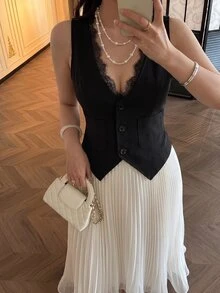 SHEIN MOD 大尺碼女款黑色蕾絲飾邊拼接無袖背心外套 - 黑色 - 查看 2