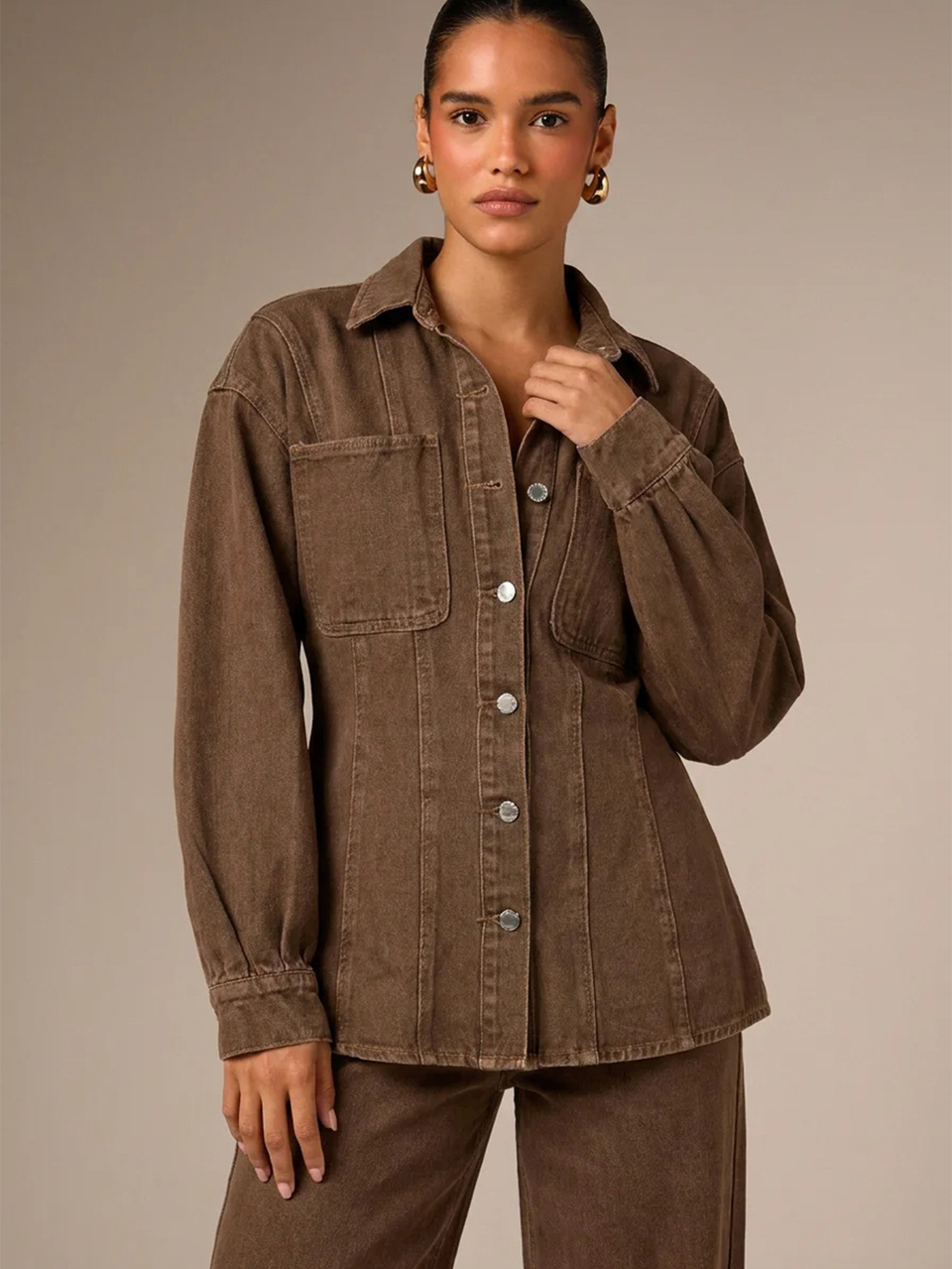 AiiRZ Corset Seam Denim Shirt Jacket With Chest Pockets Button Down Collar Balloon Sleeves And Fitted Waist Fall Winter Style