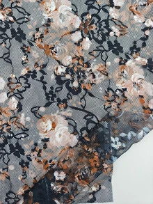SHEIN 女款花卉印花休閒百搭日常穿搭上衣 - 黑色 - 查看 7