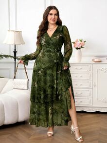 Reflora Gaun Panjang Wanita Ukuran Plus Terbaru dengan Motif Cetak, Hem Berkerut, Pinggang Elastis Tinggi, Gaun Musim Gugur, Gaun Berkerut, Gaun Bermotif, Hari Nasional Saudi - Hijau - View 4