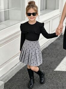 SHEIN 2件組女孩極簡可愛黑色羅紋針織長袖上衣與蝴蝶結滿版印花時尚裙，秋冬T恤套裝 - 灰色 - 查看 1