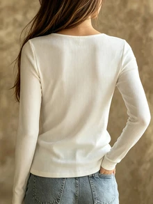 SHEIN Minimalist Elegant V-Neck Mesh Patchwork Textured Slim Fit Women's T-Shirt For Commute, Daily Wear, Office And Outings - White - View 3