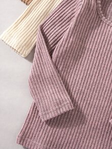 SHEIN 女童春秋羅紋圓領長袖T恤3件組，熱銷新款日常經典休閒舒適時尚寬鬆版型，純色極簡長袖上衣，適合旅行與動態穿搭，豆沙粉、杏色、棕色圓領三色可選，簡約基礎必備日常上衣 - 彩色 - 查看 5