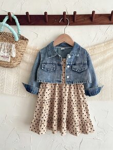 SHEIN 2件組幼女牛仔夾克層次洋裝，可愛甜美藍色米色荷葉邊下擺長袖翻領，派對畢業居家秋季舒適芭蕾風休閒套裝 - 卡其色 - 查看 6