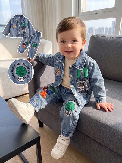 Playful Pals 2pcs Setelan Jaket Denim + Celana untuk Balita Laki-laki, Warna Biru Muda Lucu, Motif Patchwork Rugby, Lengan Panjang, Kerah, untuk Pesta Ulang Tahun, Musim Semi, Gaya Kargo, Jogging, Gaya K-Pop, Manset Elastis