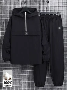 SHEIN 兒童 2 件組青少年男孩運動休閒黑色梭織標籤連帽外套與長褲套裝，100% 純棉，適合秋冬返校季節 - 黑色 - 查看 5