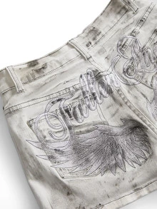ROMWE Grunge Punk 白色翅膀刺繡鉚釘細節超低腰水洗破舊性感Y2K牛仔短褲 - 白色 - 查看 5