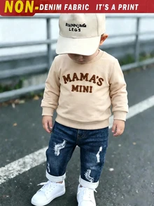 SHEIN Playful Pals 2件套/男嬰服飾時尚休閒可愛運動風秋冬新款，刺繡英文字母圖案，杏色長袖圓領衛衣上衣 + 藍色休閒牛仔風長褲，柔軟舒適面料，適合日常穿著或戶外 - 杏色 - 查看 2