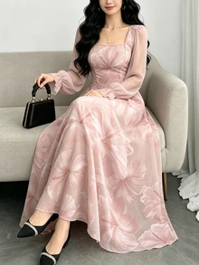 Modelyn 芙蓉碎花时尚方领灯笼袖女士长连衣裙，夏季收腰连衣裙，浅粉色碎花连衣裙，适合夏季度假和日常穿着 - 彩色 - 查看 3