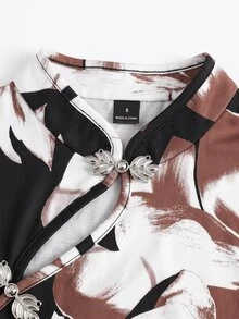 SHEIN 女款花卉印花青蛙鈕扣設計不對稱下擺背心 - 黑色 - 查看 7