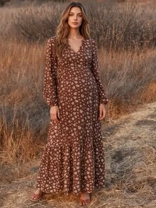Boho Mama Gaun Kasual Lengan Panjang Leher V Motif Bunga Kecil untuk Ibu Hamil, Cocok untuk Liburan Musim Gugur - Coklat - View 3
