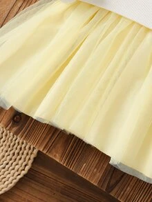 SHEIN Vintaside Kids 女童可愛3D花朵蝴蝶結裝飾甜美衛衣上衣 + 黃色對比網紗公主裙套裝，舒適長袖2合1派對洋裝，適合春秋日常休閒穿著 - 黃色 - 查看 7