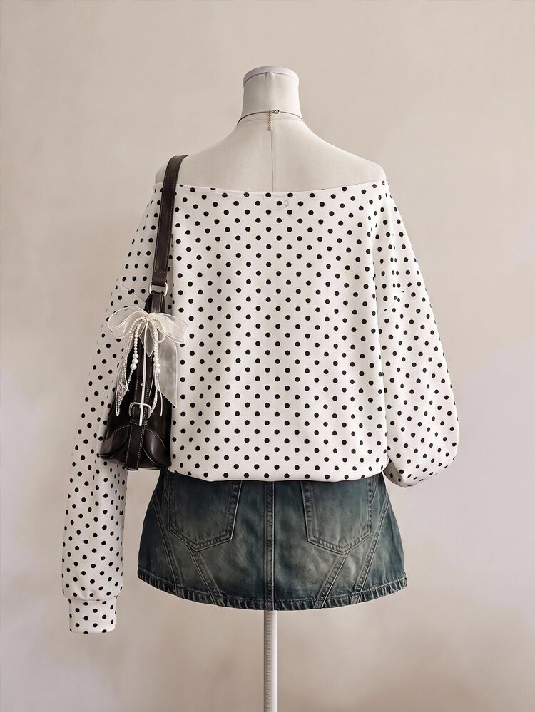 SHEIN EZwear بلوزة رياضية نسائية كاجوال بكتف مفتوح وفضفاضة بنقشة نقاط، مناسبة للخريف/الشتاء، متعددة الاستخدامات، مناسبة للخروجات، أسلوب الشارع، التنقل اليومي، المواعيد، الحفلات، الصيف، عيد الميلاد، رأس السنة، ، حفلات الزفاف، الشاطئ، حفلات التخرج، أنيقة وعصرية - متعدد الألوان - مشاهدة 2