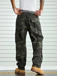 Manfinity EMRG 男士街頭風休閒拼接迷彩牛仔長褲 - 軍綠色 - 查看 5