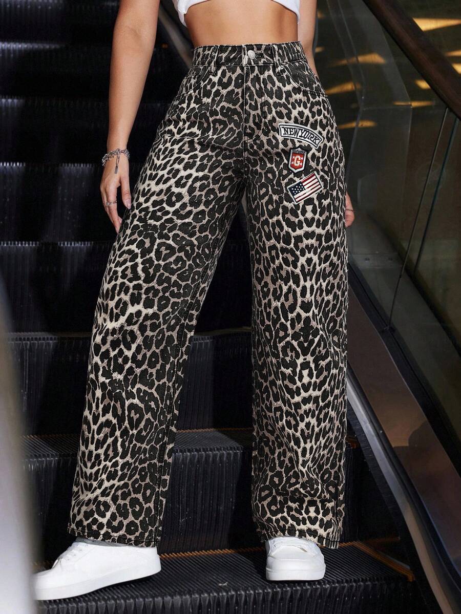 SHEIN Celana Jeans Denim Wanita Ukuran Besar Motif Leopard untuk Aktivitas Luar Ruangan, Potongan Lebar, Kencan Malam, Makan Siang, Cokelat Tua, Musim Panas - Coklat - View 1