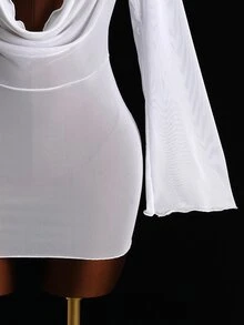 SHEIN Swim 1件装女士白色网纱透视深V领宽松连体裤，性感长袖沙滩罩衫，时尚休闲春夏度假旅行派对必备单品，适合海滩拍照和外出游玩 - 白色 - 查看 7