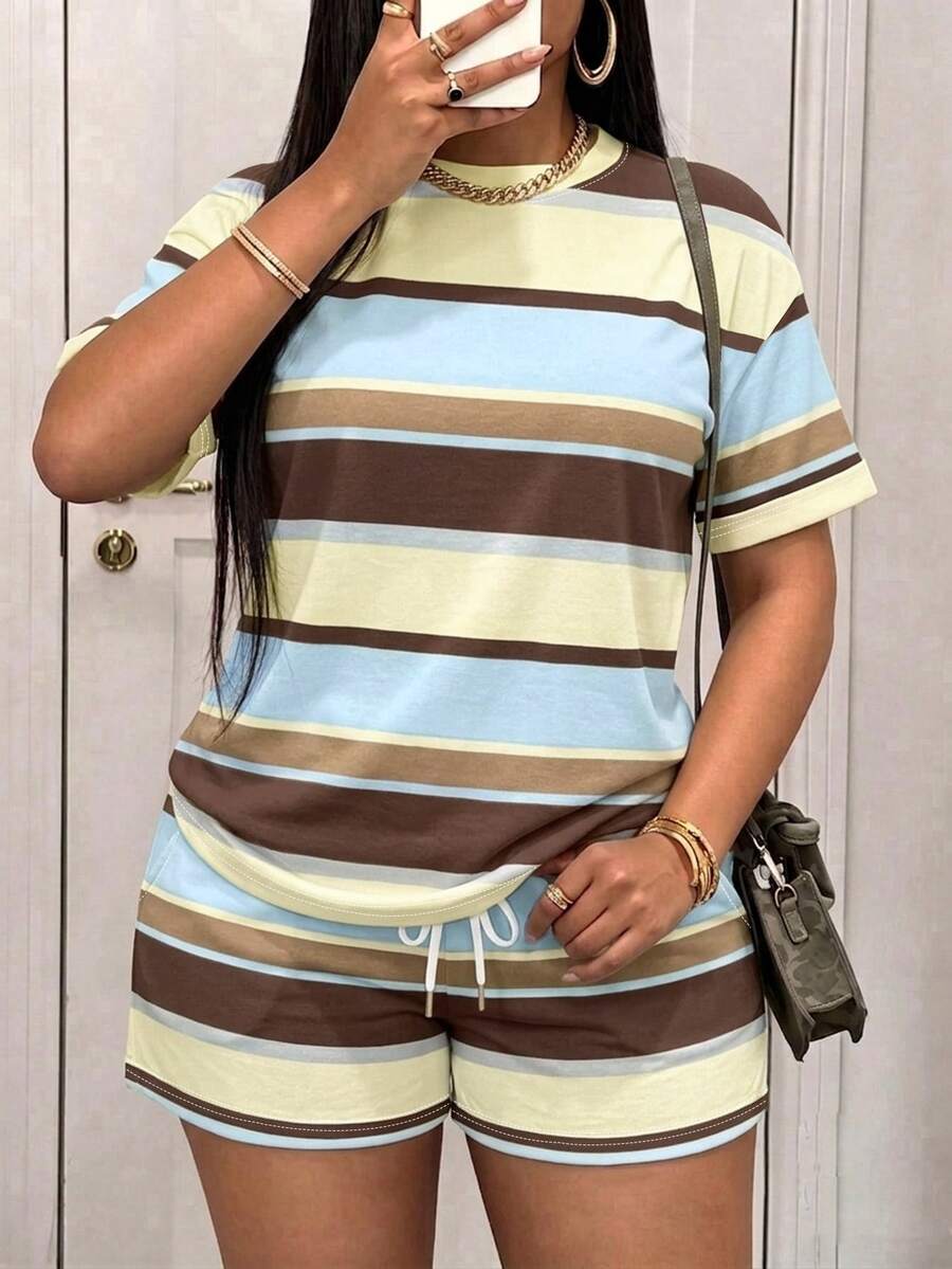 Dekonique Dekonique Summer Outing Set, Plus Size Women's T-Shirt & Shorts Set, Colorful Striped Print Pattern, Graphic Design, Daily Wear, Suitable For Sports, Comfortable Loose Casual Fit, Commute Style, Vacation Travel - Multicolor - View 1