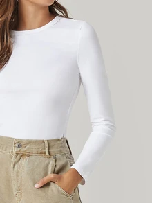 SHEIN BASICS 女款休閒百搭純色修身長袖T恤上衣 白色上衣 秋季女裝 秋季穿搭 - 白色 - 查看 7