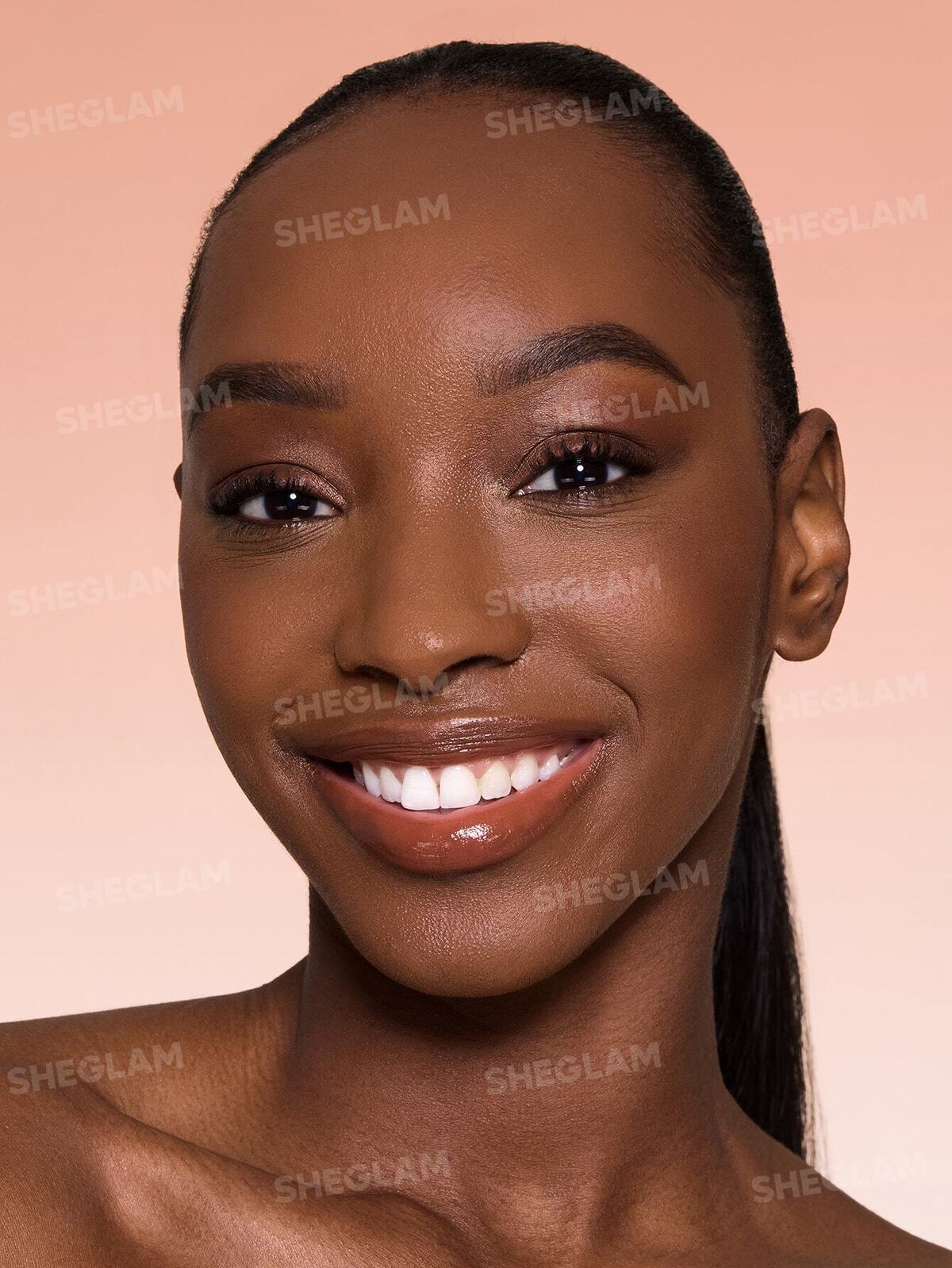 Lock & Go Long-Lasting Cushion Foundation-Nutmeg