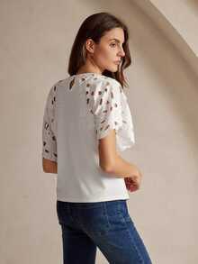 Anewsta Essential 女款春夏情人節海灘白色度假休閒T恤套裝 - 白色 - 查看 2