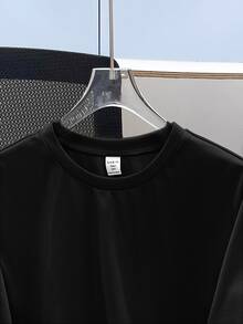 SHEIN 2 件套青少年男童休闲宽松舒适品牌徽标装饰短袖上衣和短裤套装，春夏 - 黑色 - 查看 5
