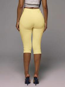 MUSERA ESSENTIALS Cotton Blended Fitted Capri Pants Leggings Spring Summer Holiday Everyday Cute Daily Basics Simple - Yellow - View 4