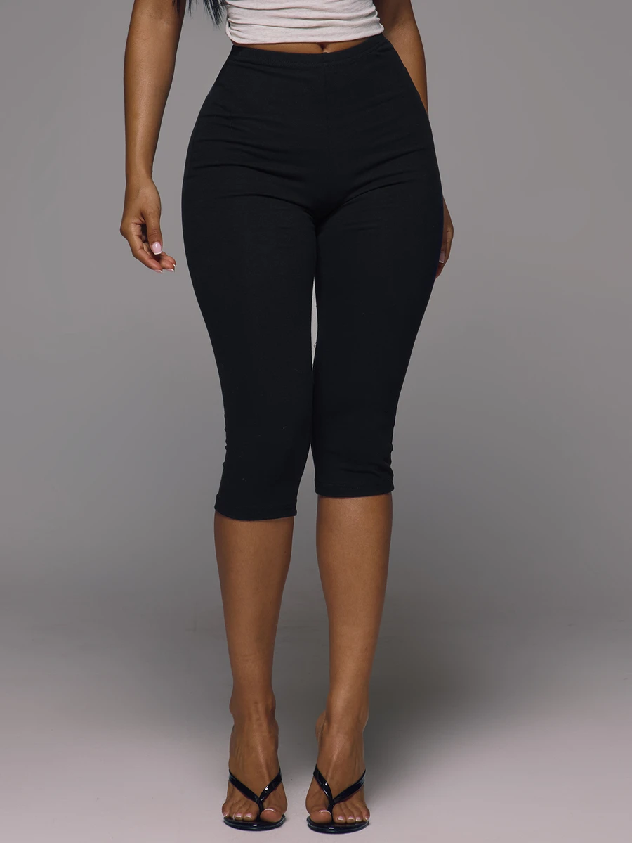 MUSERA ESSENTIALS Cotton Blended Fitted Capri Pants Leggings Spring Summer Holiday Everyday Cute Daily Basics Simple - Black - View 1