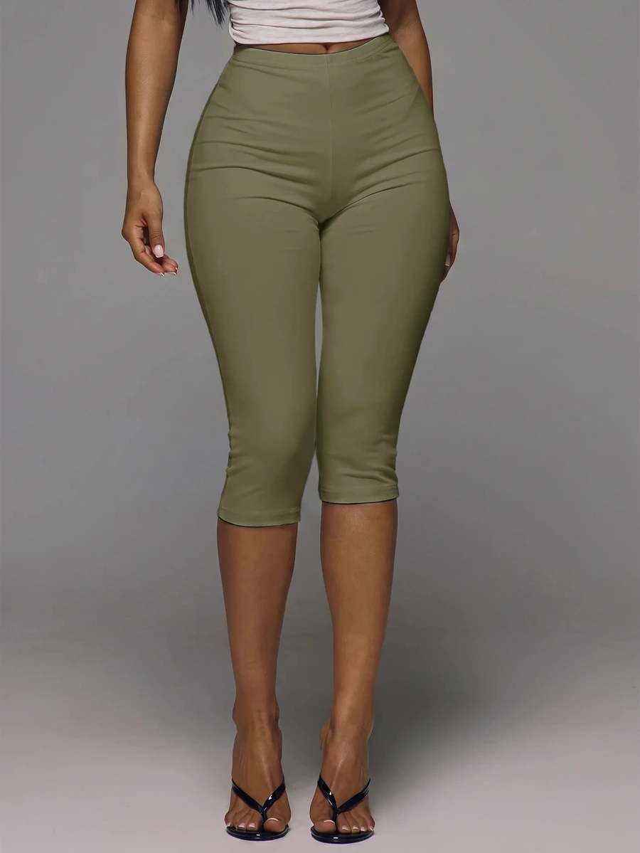 MUSERA ESSENTIALS Cotton Blended Fitted Capri Pants Leggings Spring Summer Holiday Everyday Cute Daily Basics Simple - Army Green - View 1