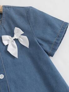 Girl's Autumn Short Sleeved Blue Washed Loose A-List Denim Dress With White Bow Design, Button Design, Comfortable Cotton Fabric, Back To School - Medium Wash - View 4