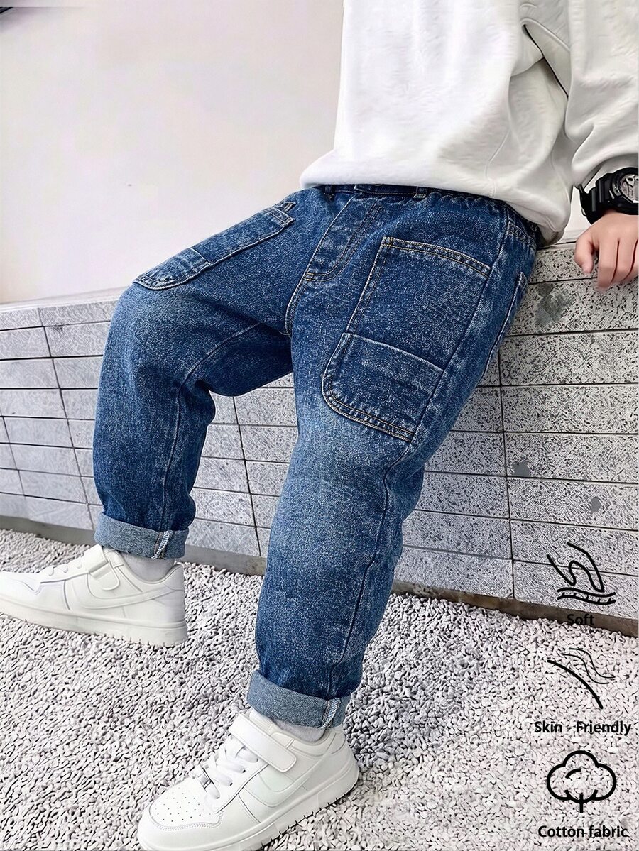 SHEIN 小男孩牛仔長褲休閒時尚街頭個性百搭極簡水洗淺藍色冬季百搭彈性腰頭百褶款,校園 - 藍色 - 查看 1