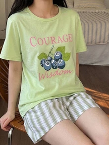 Livesso 2件組女款夏季睡衣套裝，寬鬆短袖藍莓圖案T恤搭配條紋直筒短褲 - 綠色 - 查看 3